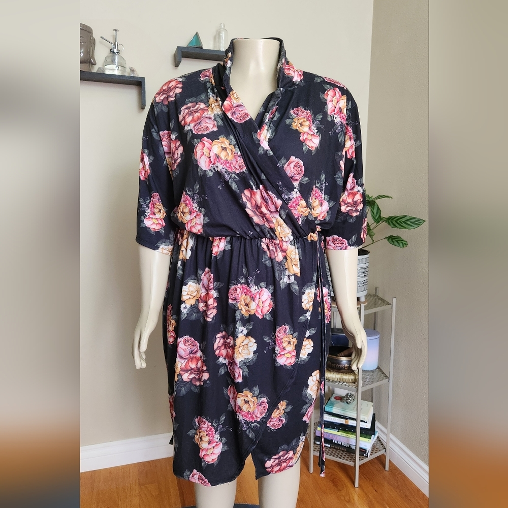 Faux wrap kimono style floral midi